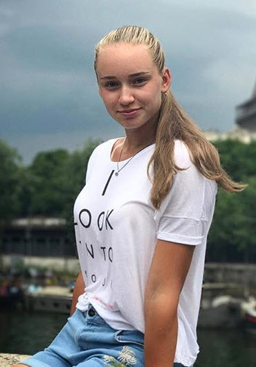 H2H. Elena Rybakina vs Katerina Siniakova | Dubai prediction, odds