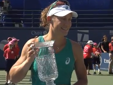 Stosur upsets Azarenka to win the final in Carlsbad