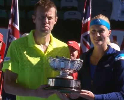 Nestor and Mladenovic win the mixed doubles title in Melbourne