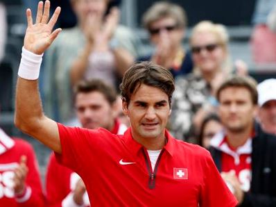 Federer beats Bozoljac to give a 1-0 lead to Switzerland