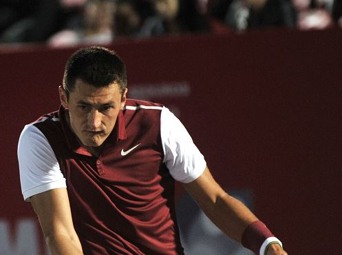 Tomic refuses making peace with Tennis Australia