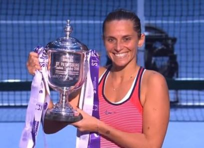 Vinci triumphs in St. Petersburg
