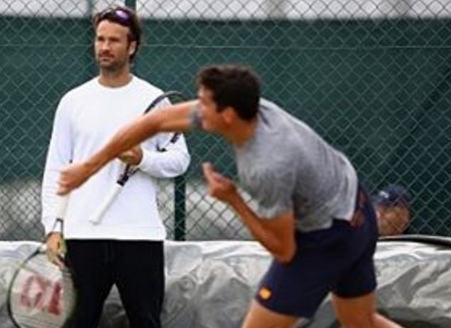 Raonic splits with Moya