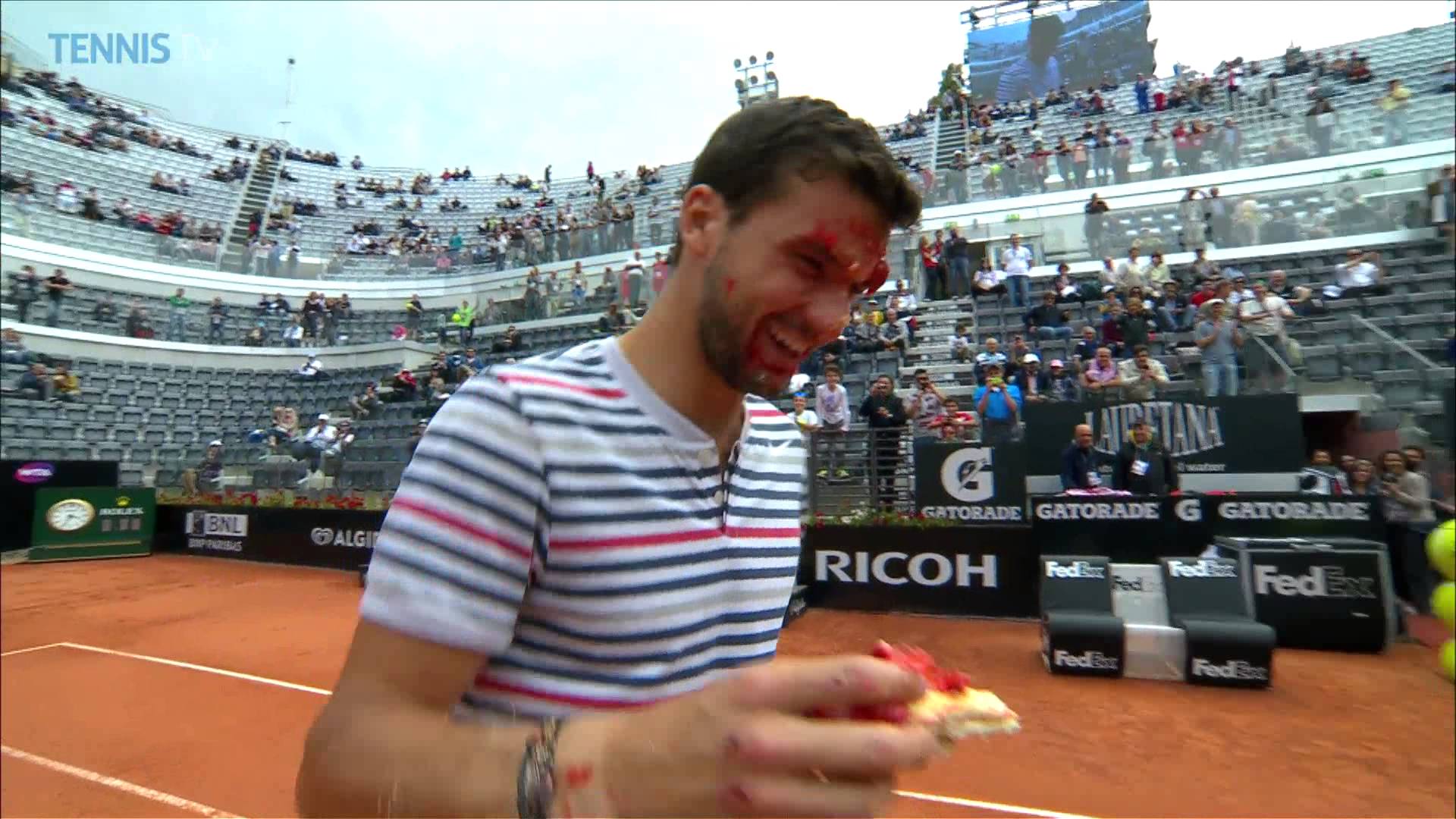 Dimitrov gets birthday cake on his face in Rome!