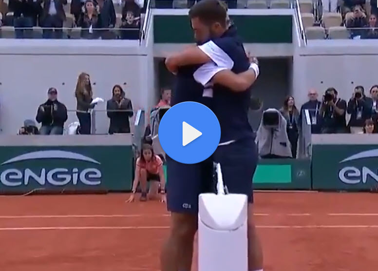 Paire hugging Herbert Paire hugging Herbert