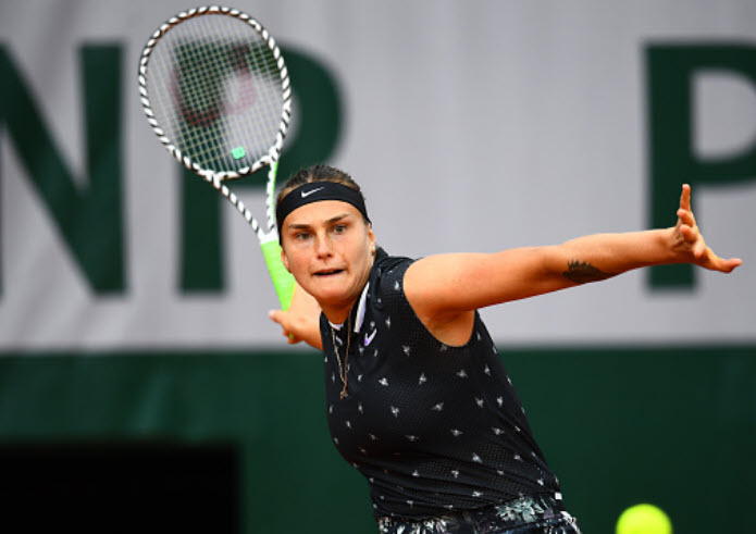 aryna sabalenka racket