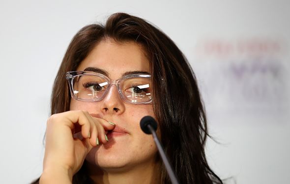 Why Bianca Andreescu was so upset with her knee injury. Coach Sylvain Bruneau Why Bianca Andreescu was so upset with her knee injury. Coach Sylvain Bruneau