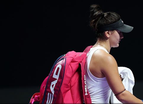 Andreescu retires from the WTA Finals with knee injury Andreescu retire from the WTA Finals after her knee injury