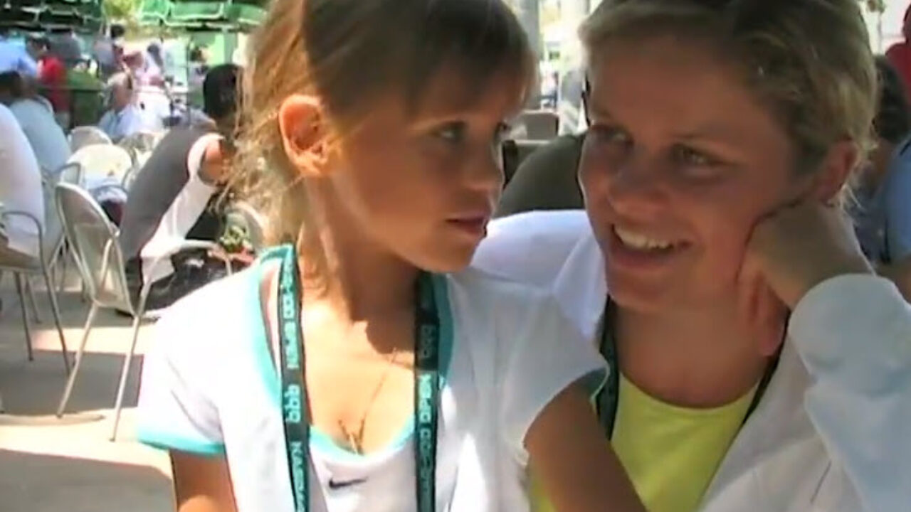 https://tennistonic.com/wp-content/uploads/2020/02/Kim-Clijsters-and-Sofia-Kenin-1280x720.jpg