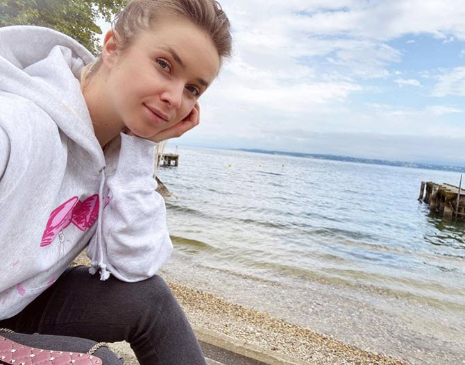 Svitolina On The Beach