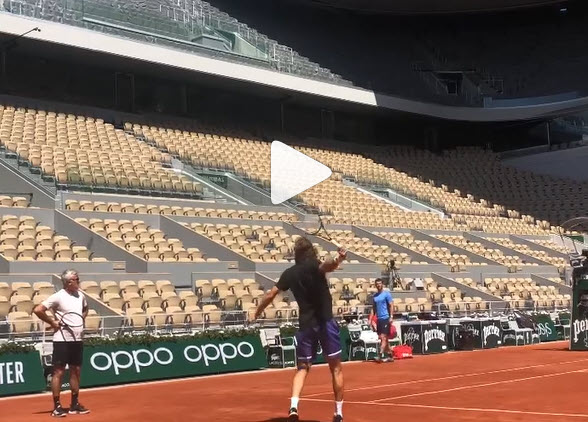 Tsitsipas and his last warm-up with his father Apostolos ...