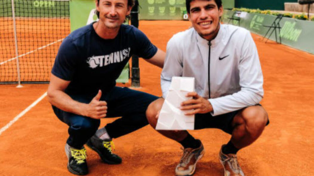 Alcaraz Garfia dedicates his maiden title to his coach Juan Carlos Ferrero  and grandfather. Kitzbuhel next. - Tennis Tonic - News, Predictions, H2H,  Live Scores, stats