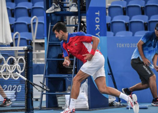 Novak Djokovic Smashes Racket