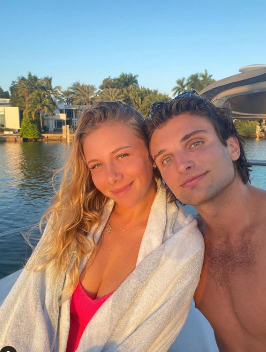 Amanda Anisimova with kind, Boyfriend Tyler Roos 