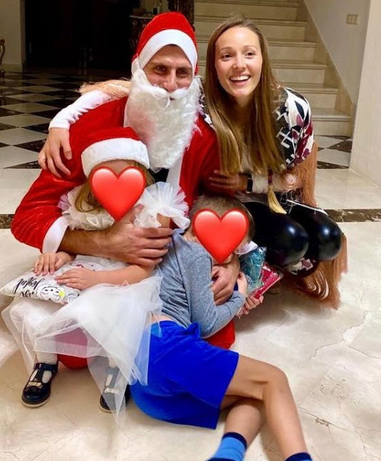 Djokovic With His Wife And Children