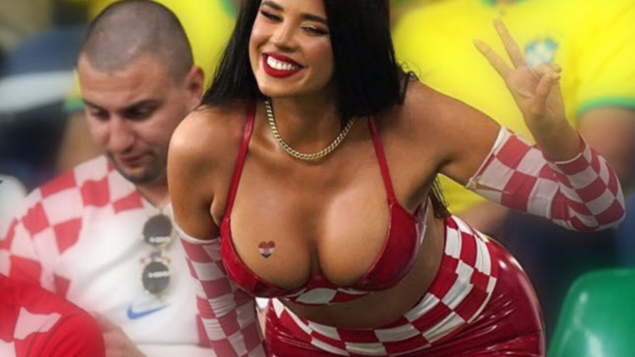 Ivana Knoll wearing revealing bra during Croatia s World Cup match