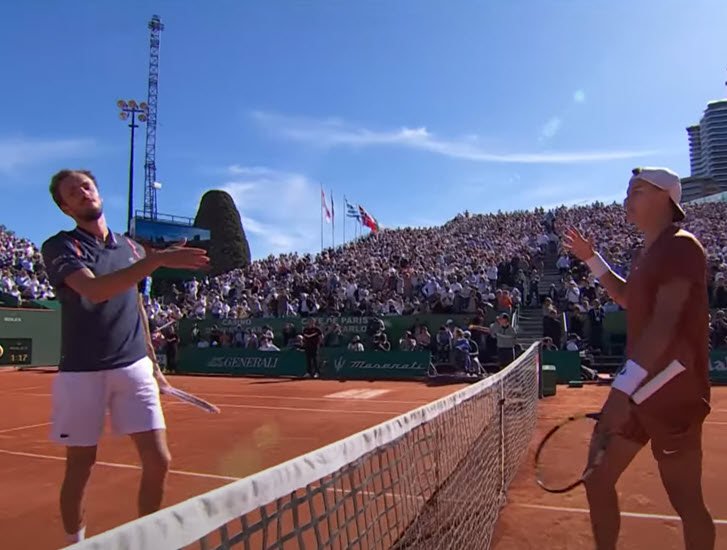 Medvedev Making Fun Of Zverev With Rune