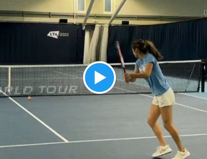 VIDEOS Emma Raducanu back to training on the tennis court probably