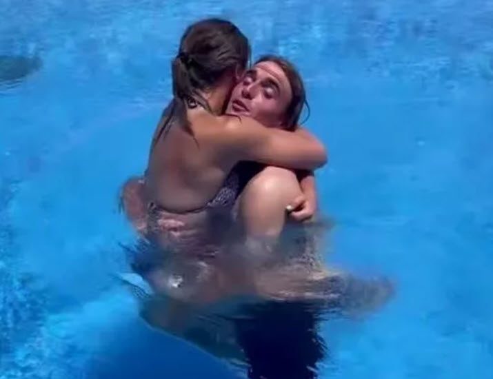 Stefanos Tsitsipas And Paula Badosa Hugging