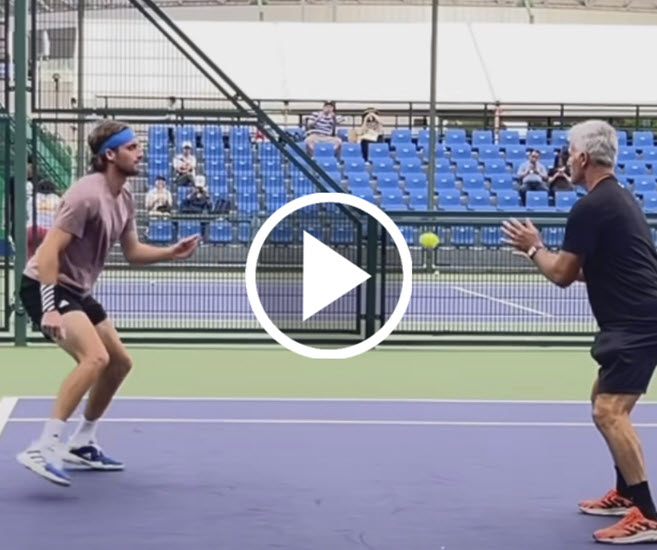 WATCH. Stefanos Tsitsipas trainining with his father Apostolos in Shanghai