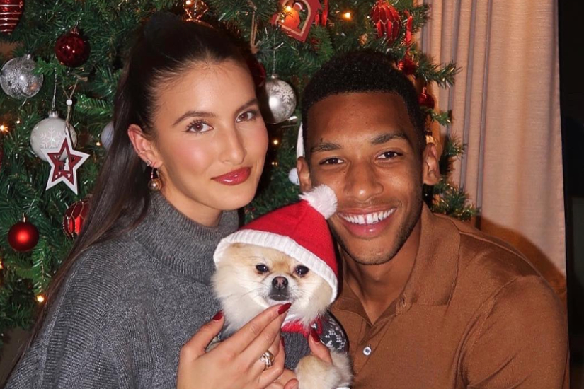 Félix Auger-Aliassime and his girlfriend spread festive cheer with humorous christmas greeting