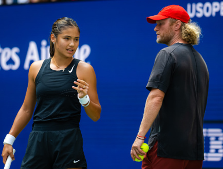 Emma Raducanu’s former coach would like to join Coco Gauff for the 2024 season Raducanu With Her Coach
