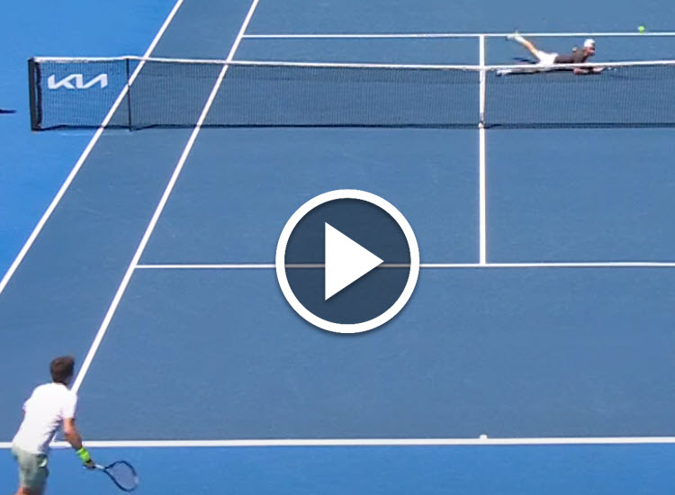 VIDEO. Sweeny converts a match point with a superlative diving volley during his match against Nardi at the Australian Open Watch. Sweeny Amazes The Local Crowd With A Great Diving Volley In His Affair Versus Bergs At The Australian Open