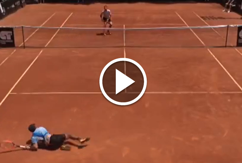 INSANE! Casanova surprises his opponent with an insane diving lob in his encounter vs Mager in the Piracicaba Challenger