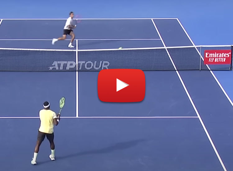 VIDEO. Tiafoe performs a fantastic backhand passing shot during his encounter against Cobolli in Delray Beach