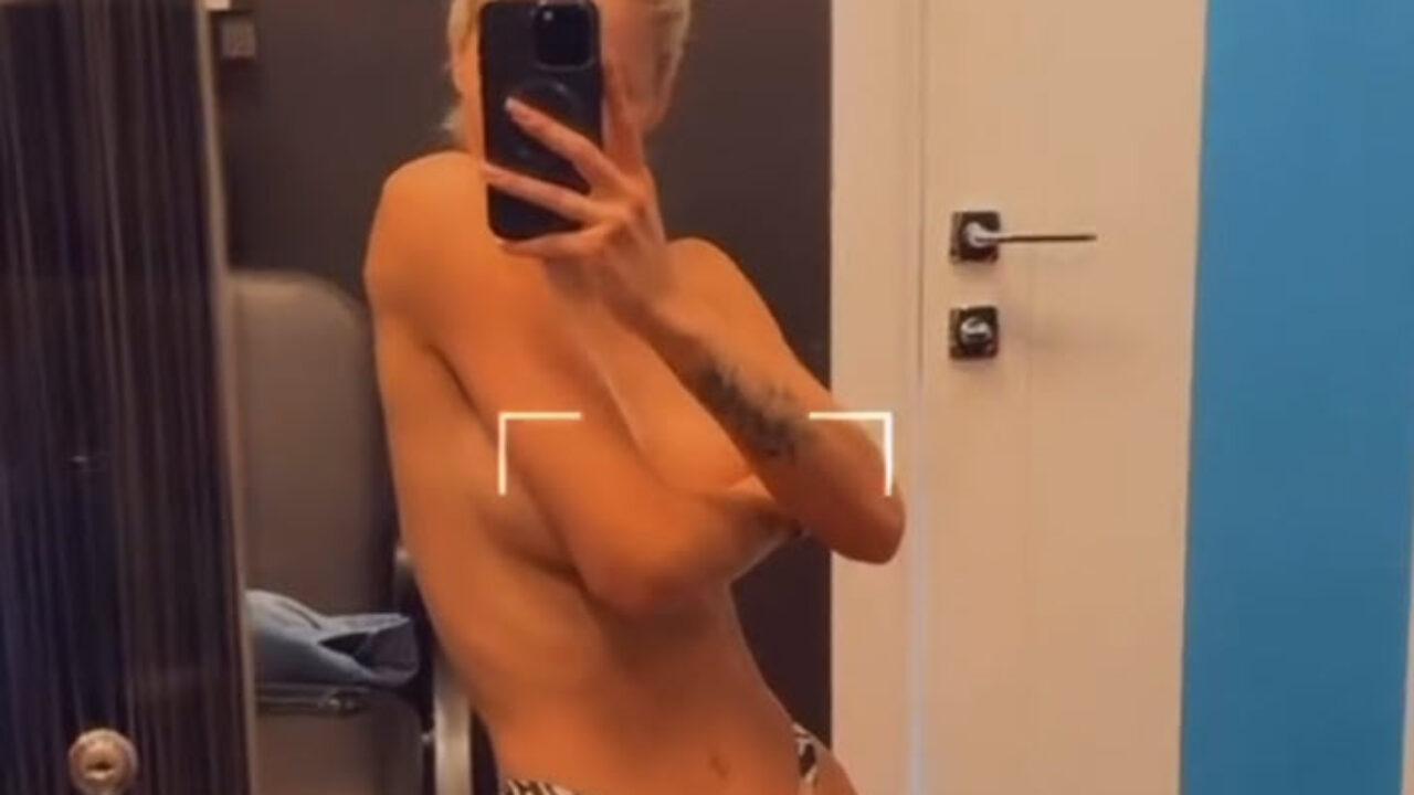 Sofya Zhuk, a former Wimbledon winner, never stops teasing her admirers on  Instagram with sensual videos. - Tennis Tonic - News, Predictions, H2H,  Live Scores, stats