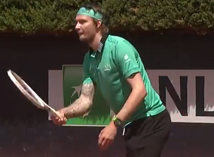 WATCH. Bublik entertains the fans with a fantastic underarm serve when playing doubles in Rome