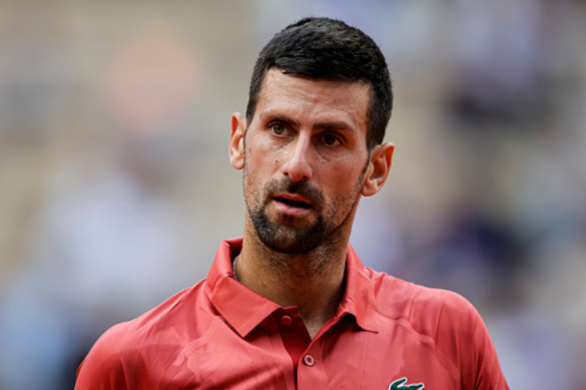 Djokovic Is Already Training In Wimbledon After Knee Operation