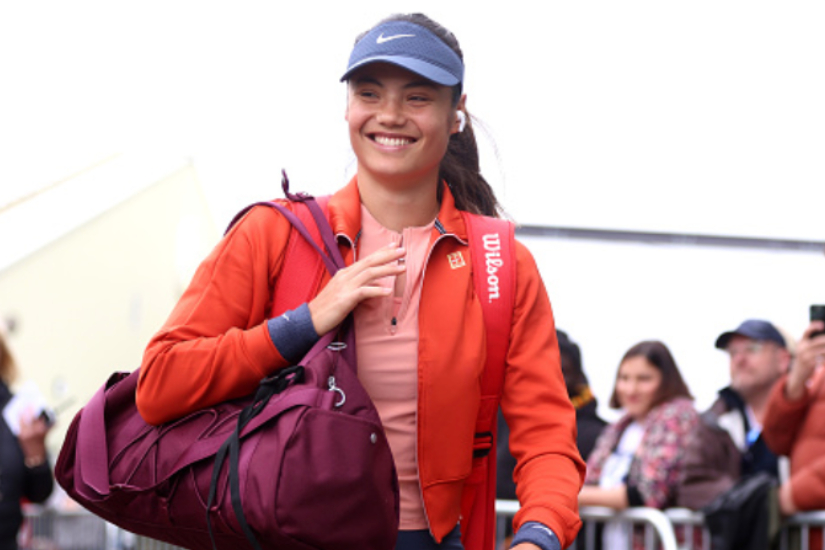 Emma Raducanu's Heartfelt Connection To Family Fuels Her Tennis Journey Emma Raducanu's Heartfelt Connection To Family Fuels Her Tennis Journey