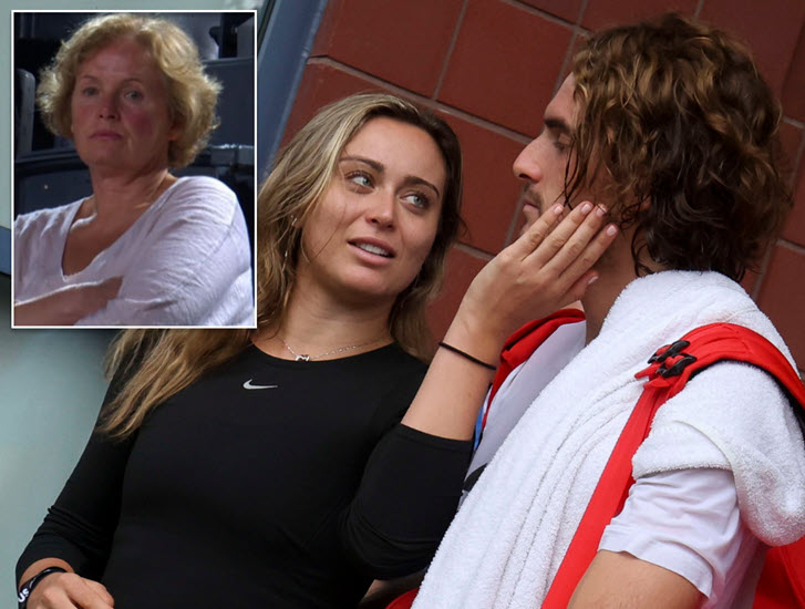 Tsitsipas And Girlfriend And Mum