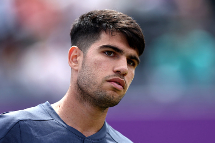 SHOT CLOCK. Carlos Alcaraz criticizes crazy rule after being upset at Queen’s SHOT CLOCK. Carlos Alcaraz criticizes crazy rule after being upset at Queen's