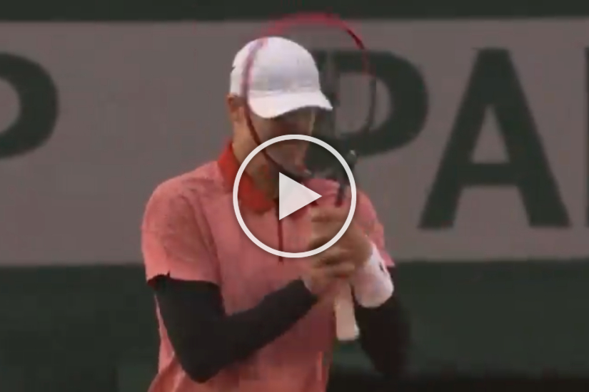 Video. Shapovalov Bashes His Head With His Racket During French Open Match Video. Shapovalov Bashes His Head With His Racket During French Open Match