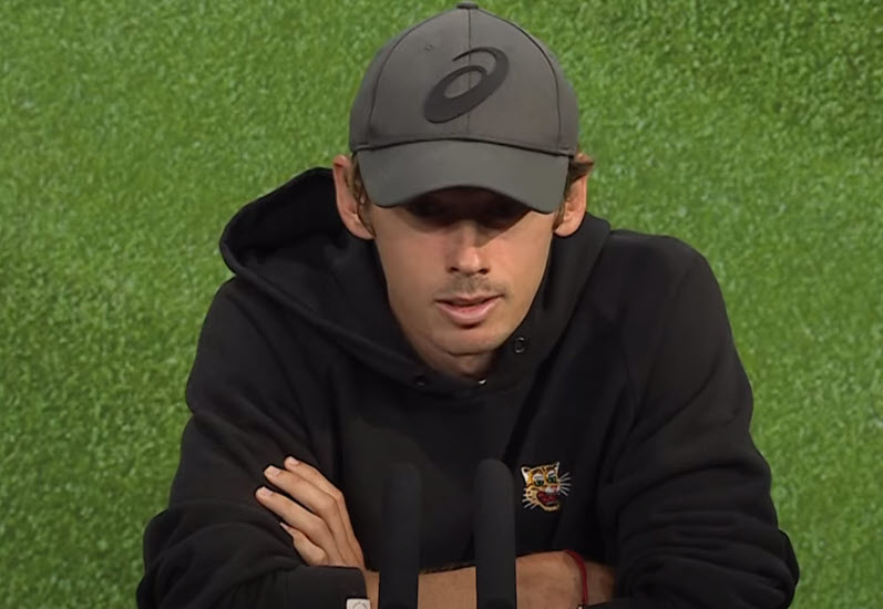 De Minaur About Retiring Before Facing Djokovic De Minaur About Retiring Before Facing Djokovic