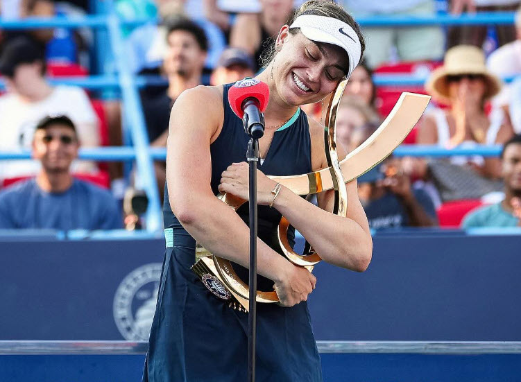 Paula Badosa reacts after winning the Washington tournament