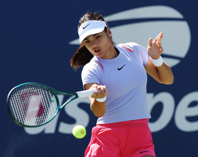 Raducanu Plays Raducanu Plays