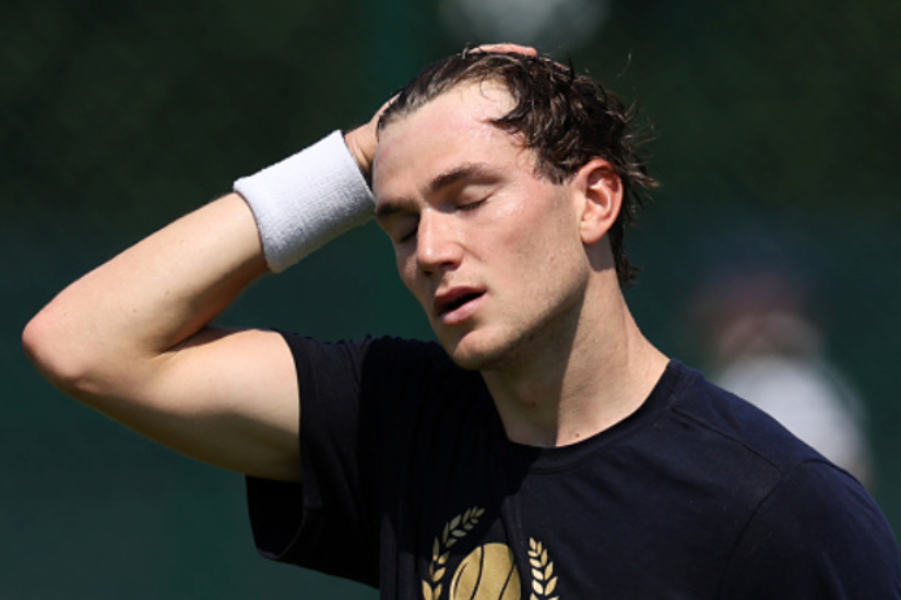 Jack Draper Forced To Retire From Japan Open Quarter Final Due To Injury Jack Draper Forced To Retire From Japan Open Quarter Final Due To Injury