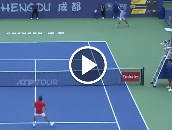 VIDEO. Musetti strikes an amazing backhand return in his clash versus Kachmazov in Chengdu