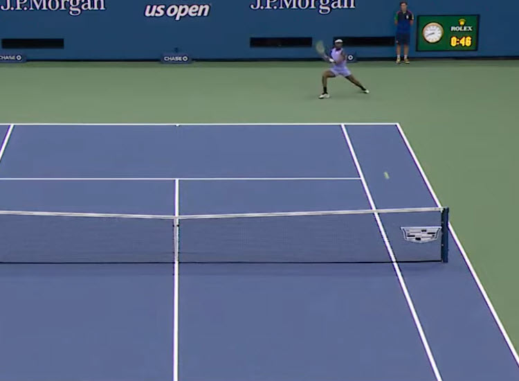 VIDEO. Tiafoe performs a stunning backhand down the line during his clash against Popyrin at the U.S. Open Tiafoe Goes Down The Line