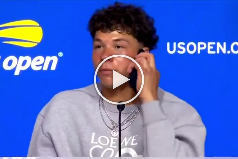 WATCH! Ben Shelton talks to his father on the phone during the press conference