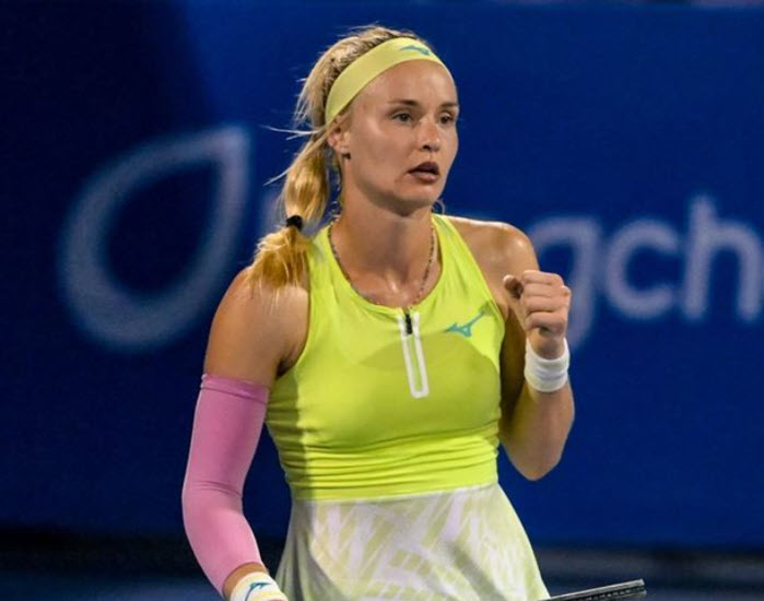 Sramkova Plays Sramkova Plays