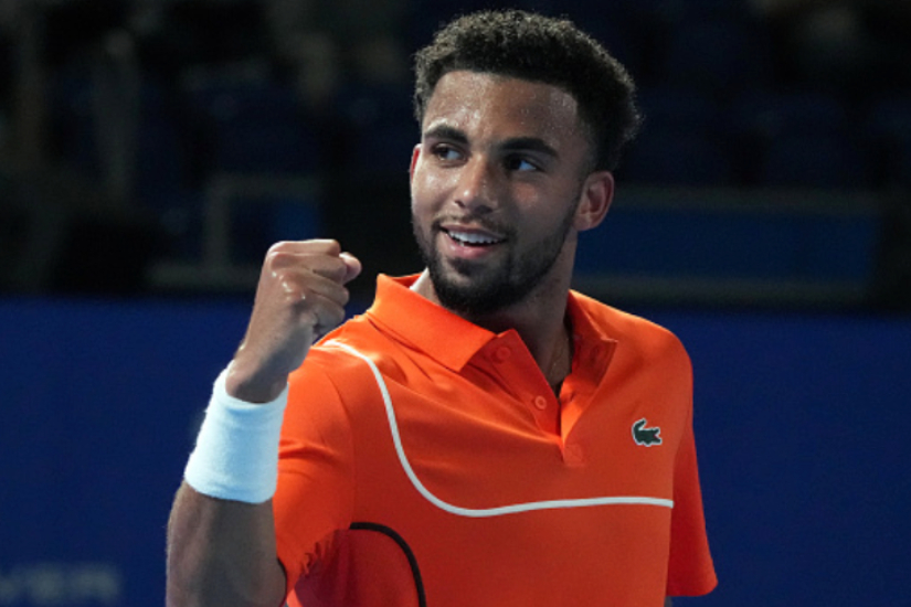 Arthur Fils Secures Atp 500 Season Title And $650,000 Bonus After Dominant Run
