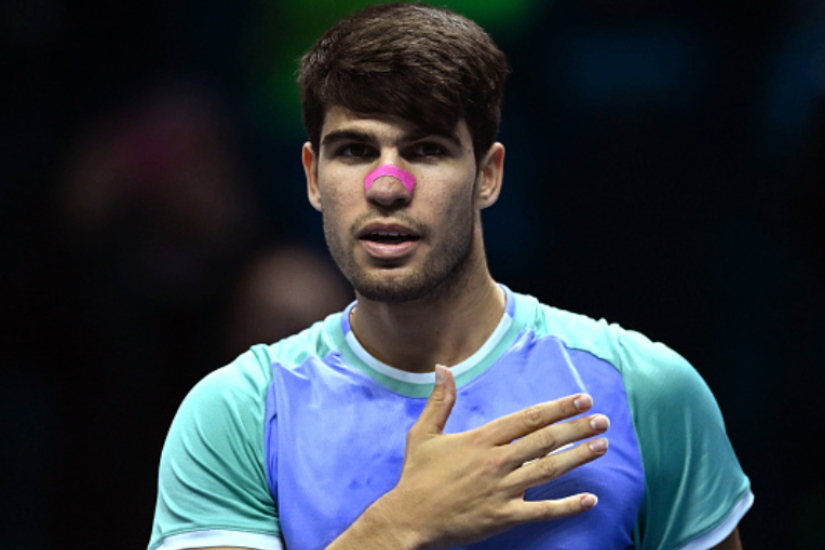 Alcaraz Introduces Pink Nasal Strip To Atp Finals For Better Breathing Alcaraz Introduces Pink Nasal Strip To Atp Finals For Better Breathing