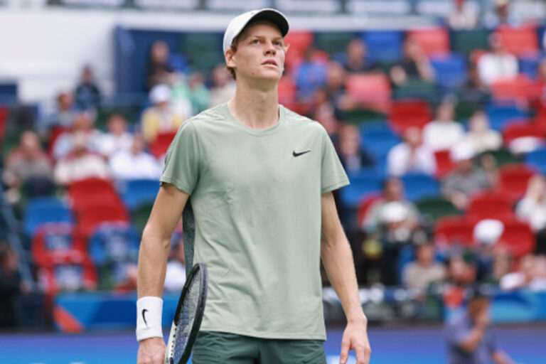 jannik sinner nike outfit