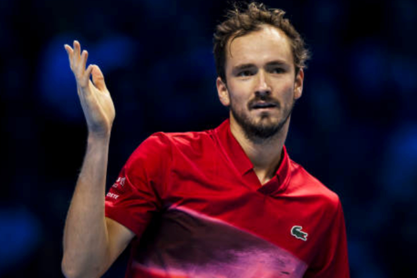 Medvedev Explains Why It Was Difficult To Work With Coach Gilles Simon In 2024 Medvedev Explains Why It Was Difficult To Work With Coach Gilles Simon In 2024