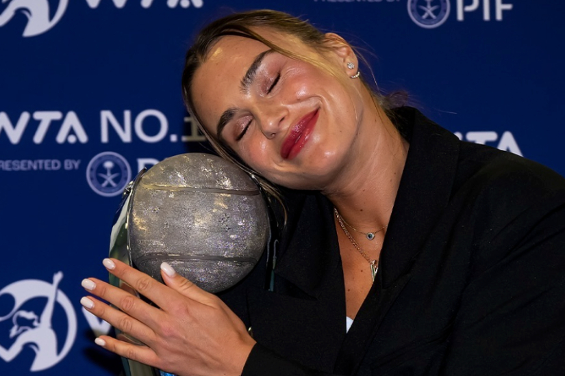 Sabalenka Receives Trophy For No.1 Year End