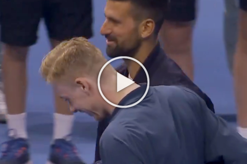 WATCH. Djokovic gives the Belgrade trophy to Shapovalov